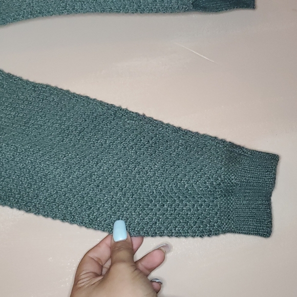 Old Navy Sweater - Picture 2 of 6